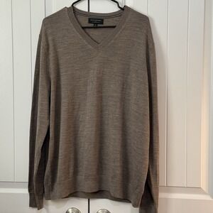 Banana Republic 100% Extra Fine Merino Wool Sweater, V-Neck, Brown,‎ Men's XL